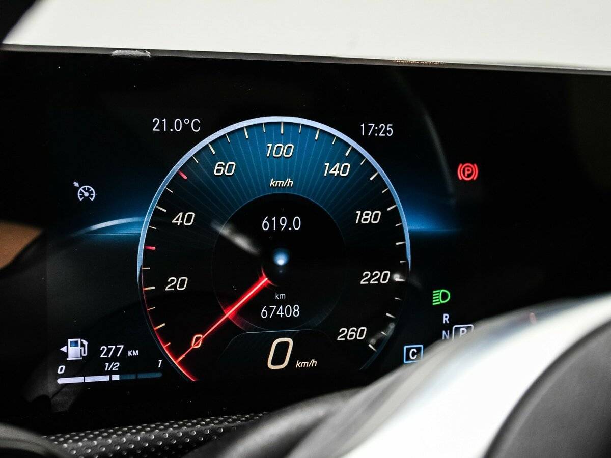 Mercedes-Benz CLA 200, 2019 Фото №10