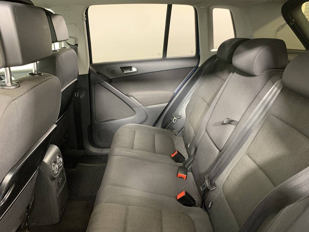 Volkswagen Tiguan, 2012 Фото №18