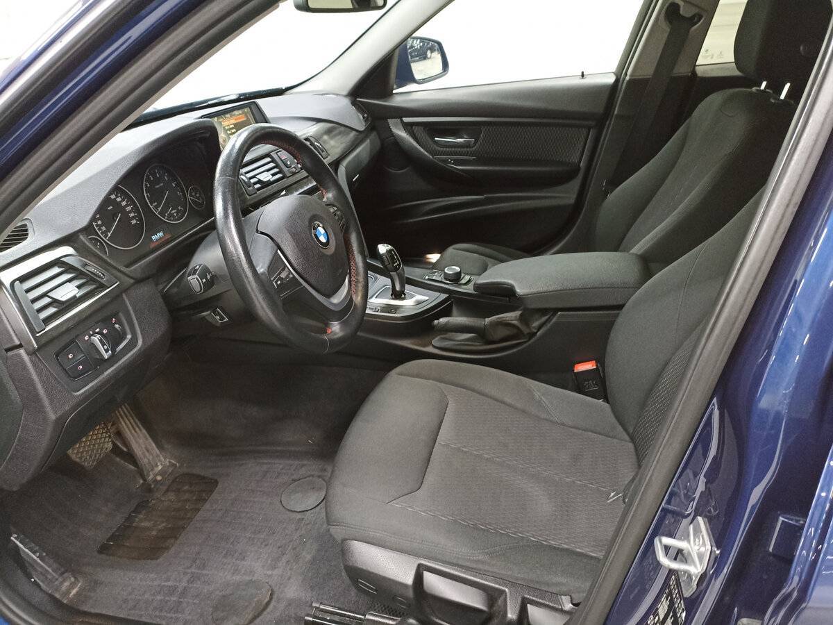 BMW 3 серии 318i, 2016 Фото №16