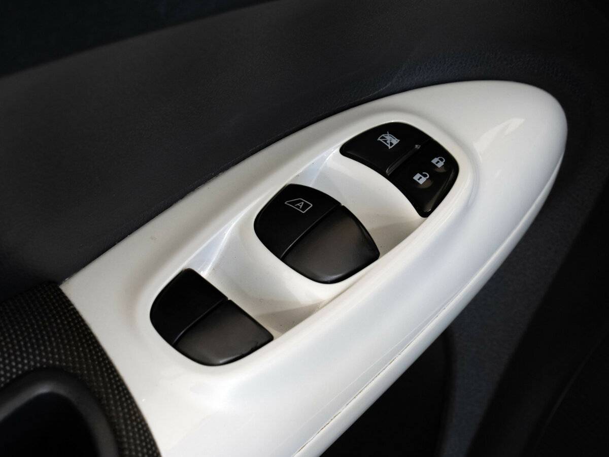 Nissan Juke, 2012 Фото №18