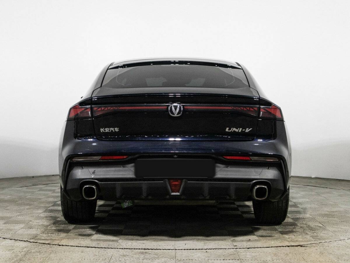 Changan UNI-V, 2023 Фото №6