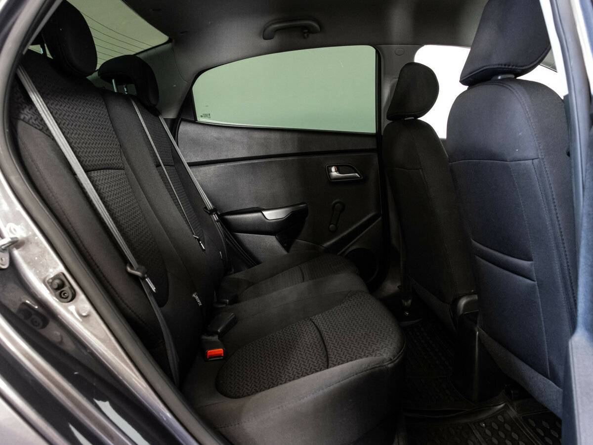 Kia Rio, 2017 Фото №16