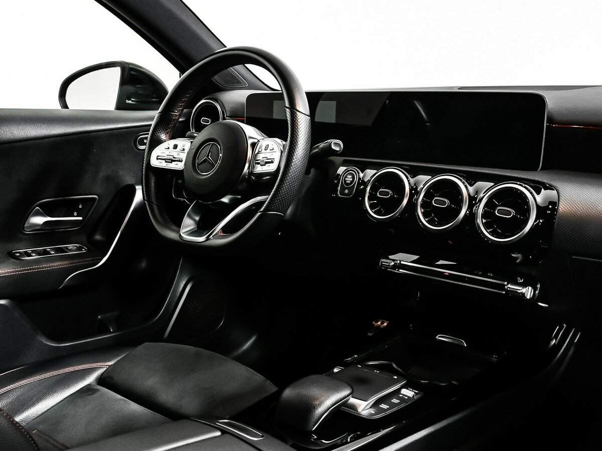 Mercedes-Benz A-Класс 200, 2020 Фото №9