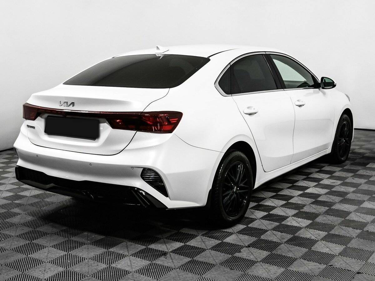 Kia Cerato, 2022 Фото №5
