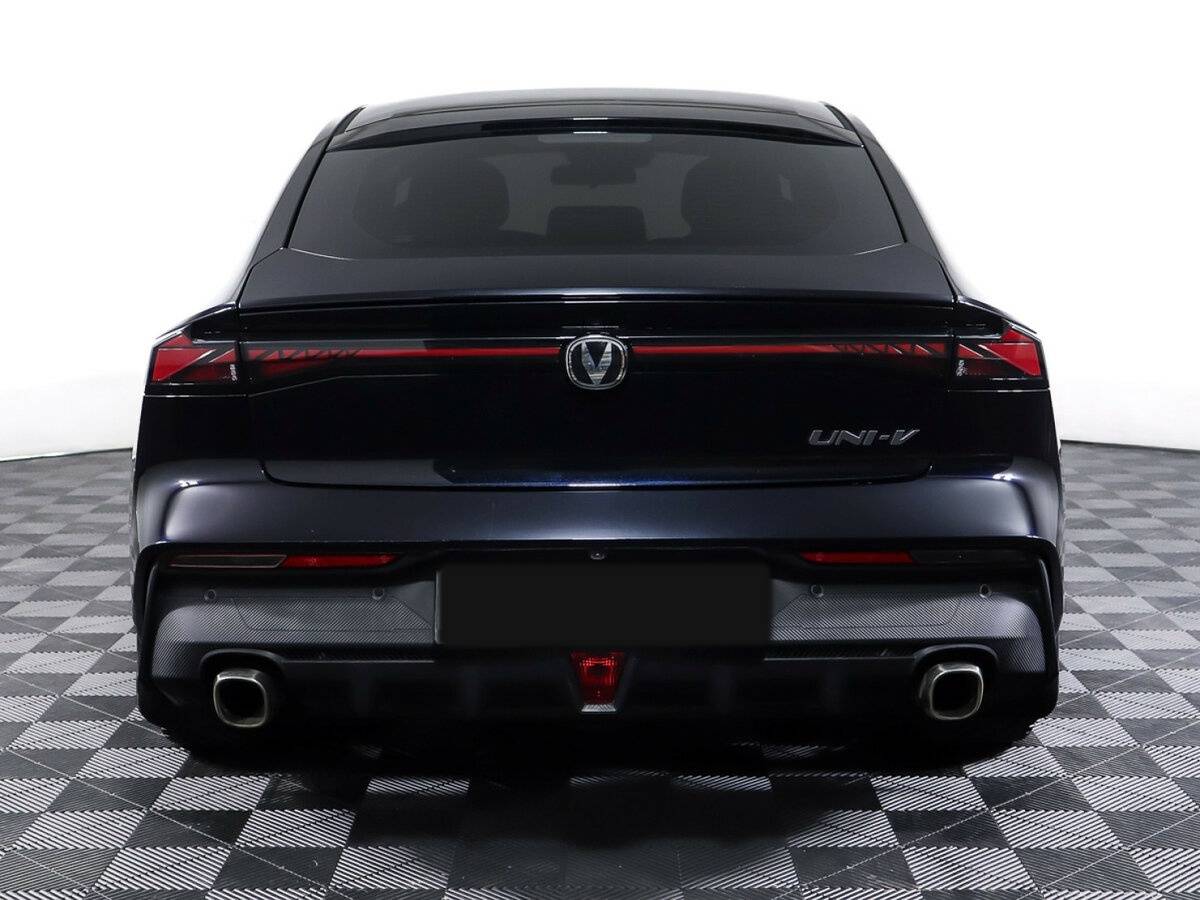 Changan UNI-V, 2023 Фото №6