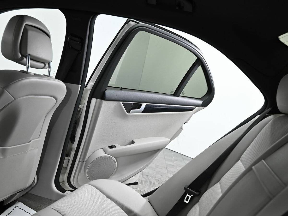 Mercedes-Benz C-Класс 180 BlueEFFICIENCY, 2012 Фото №15