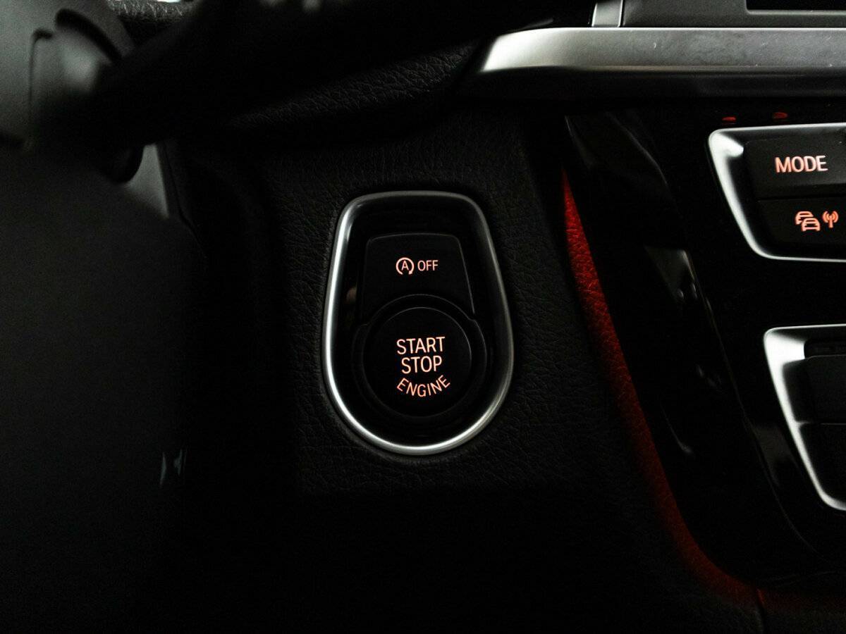 BMW 3 серии 320i xDrive, 2018 Фото №19