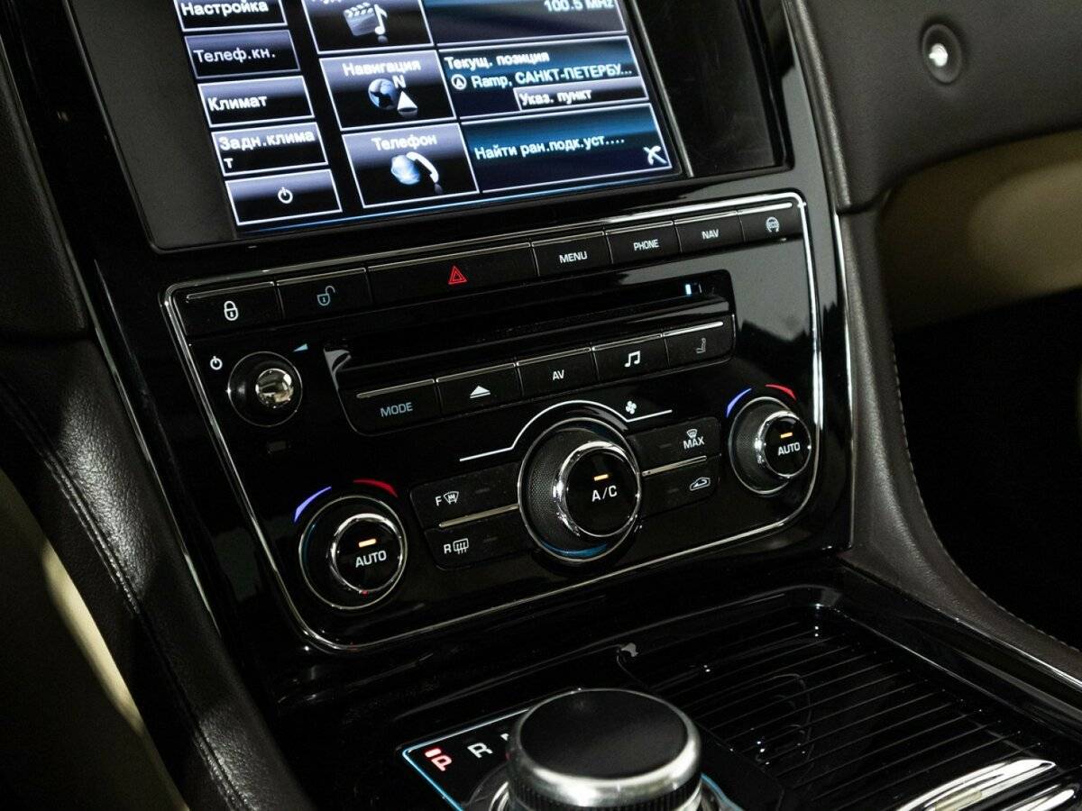 Jaguar XJ, 2014 Фото №24