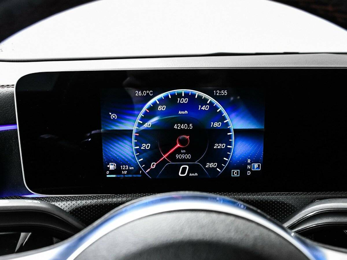 Mercedes-Benz CLA 200, 2019 Фото №10