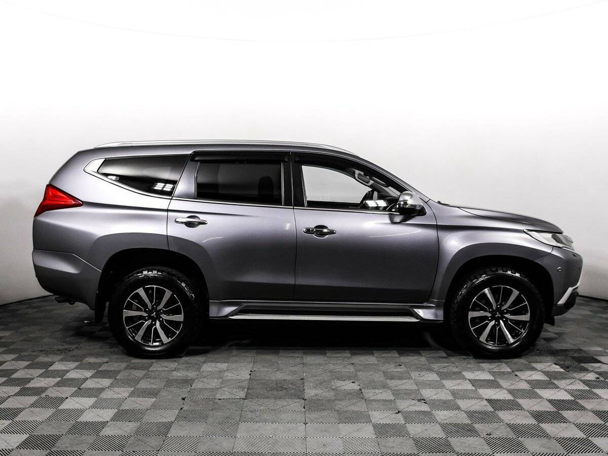 Mitsubishi Pajero Sport, 2017 - 130 600 км. | Фото №4