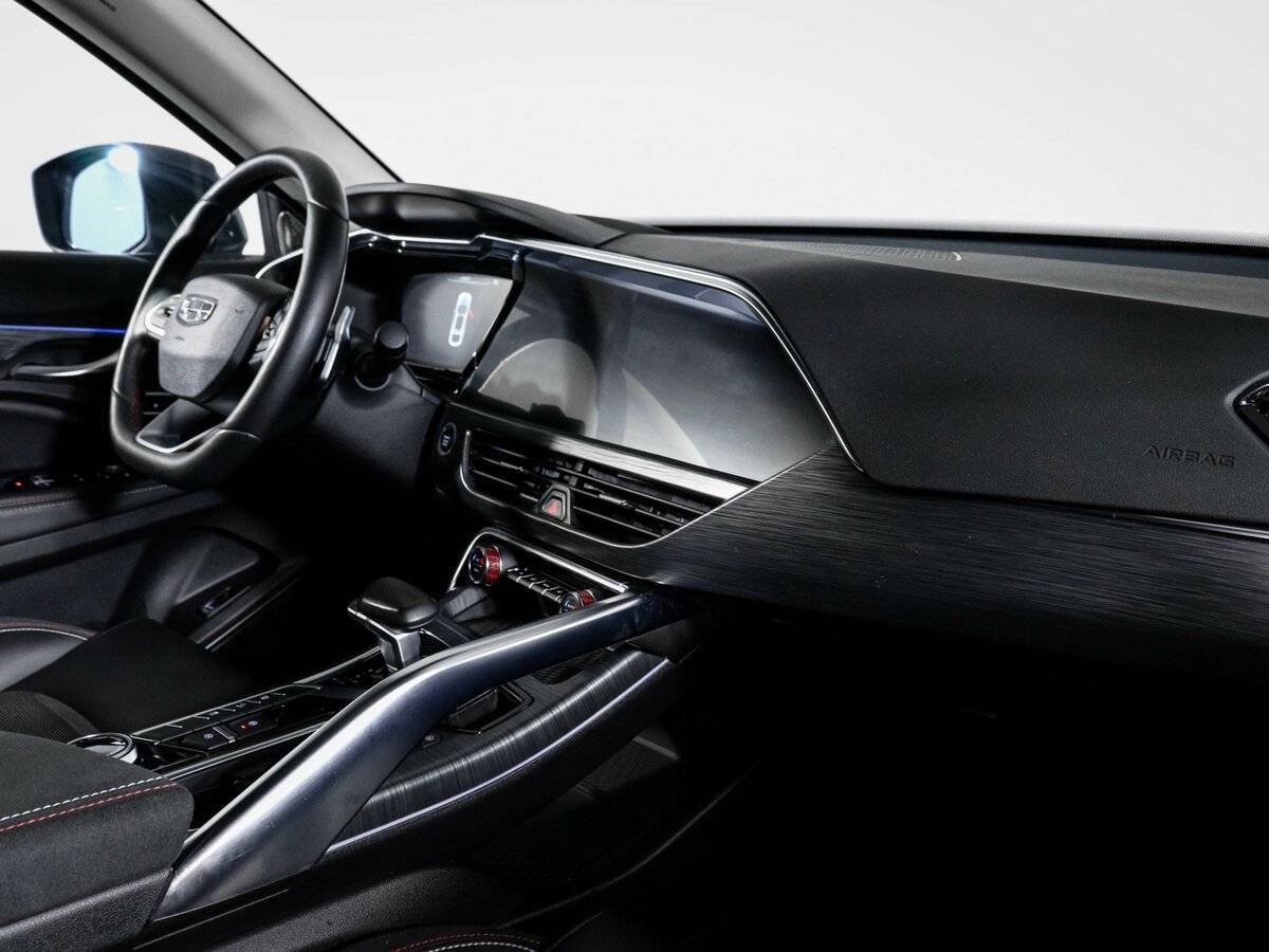Geely Tugella, 2021 Фото №9