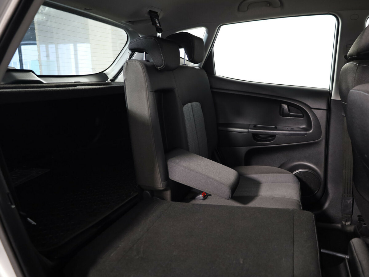 Kia Venga I, 2012 Фото №11