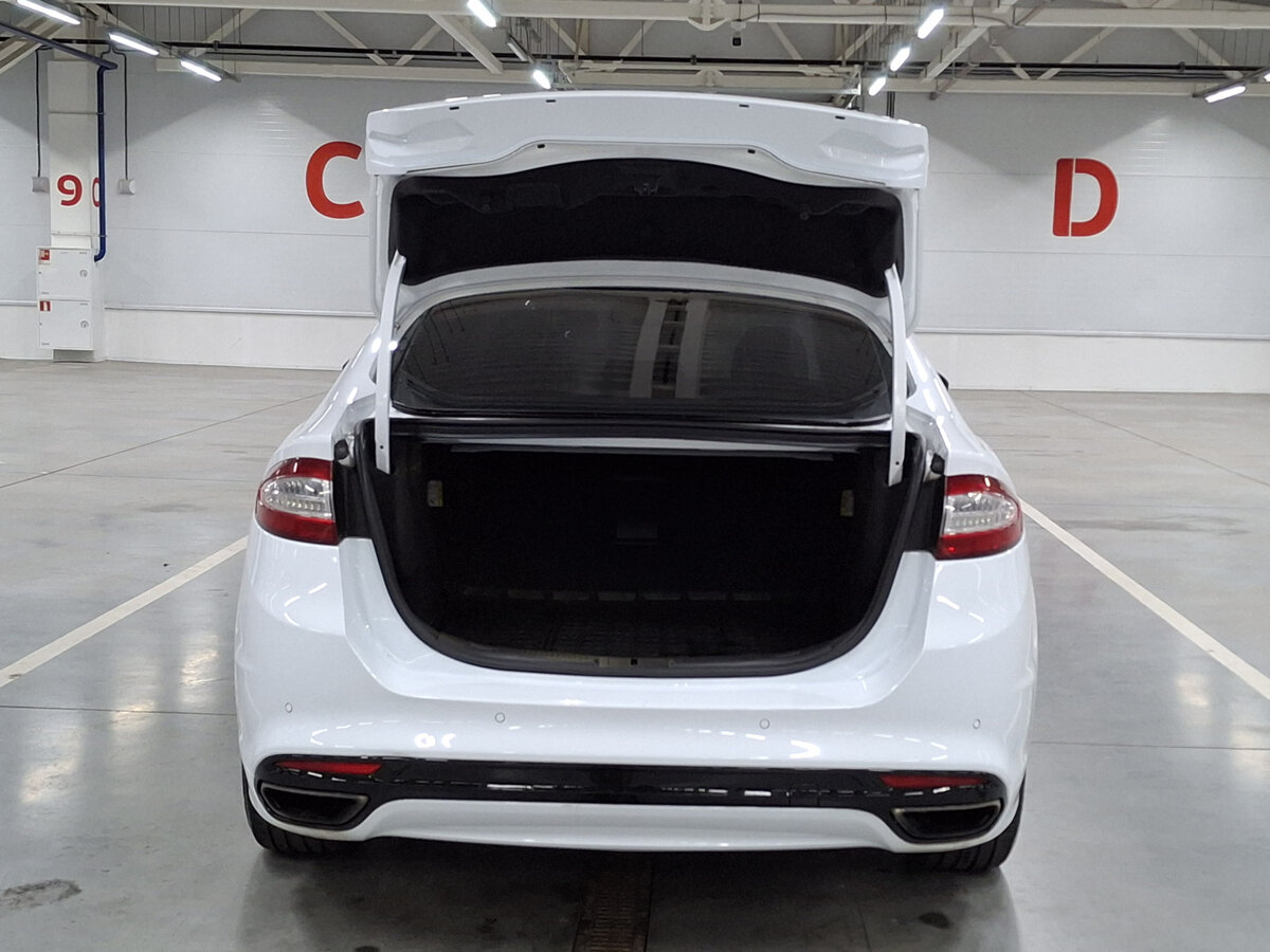 Ford Mondeo V, 2016 Фото №10