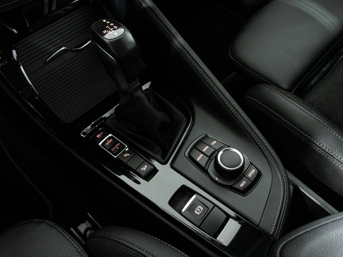 BMW X1 18d xDrive II (F48) Рестайлинг, 2019 Фото №16