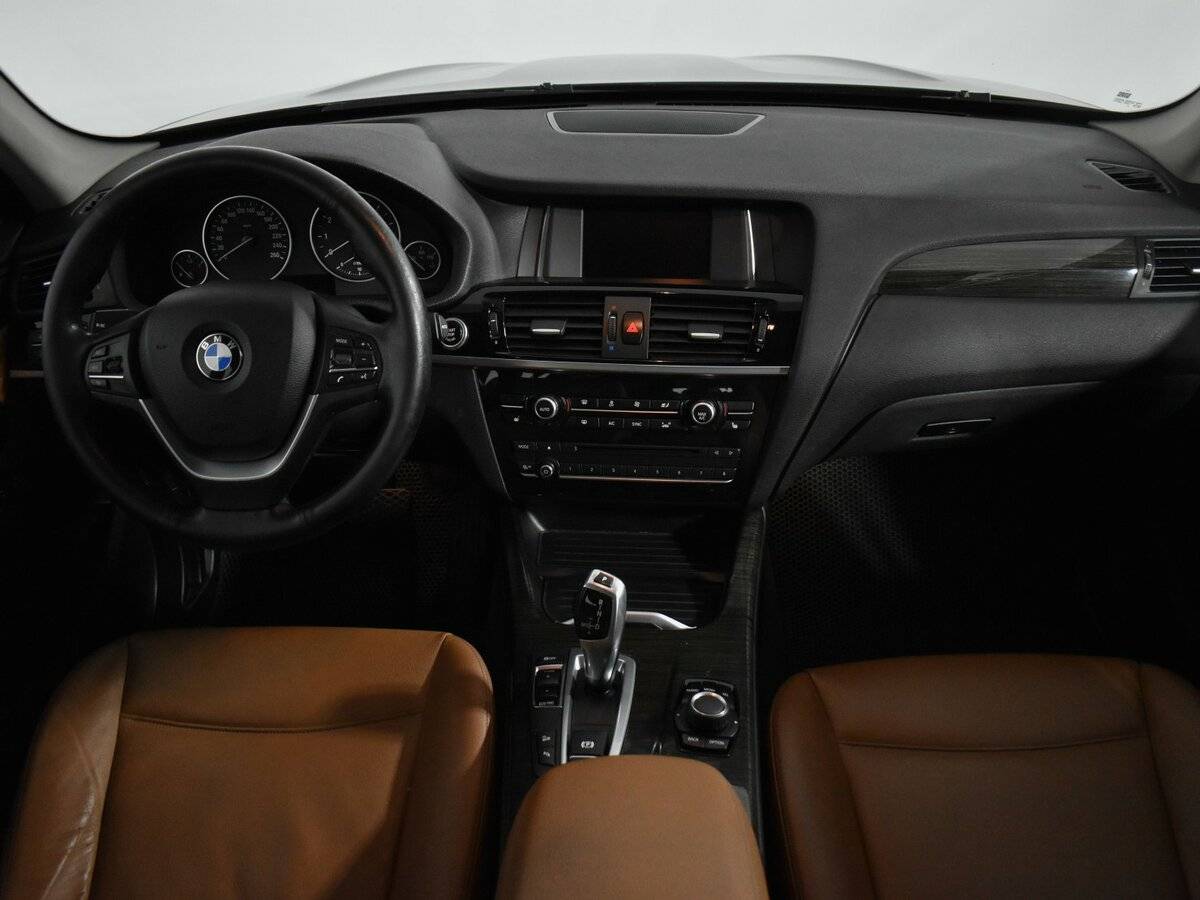 BMW X3 28i xDrive II (F25) Рестайлинг, 2016 Фото №11