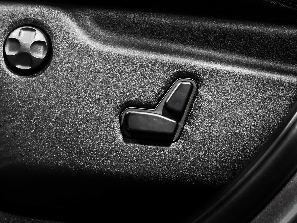 Jeep Grand Cherokee IV (WK2) Рестайлинг, 2014 Фото №16