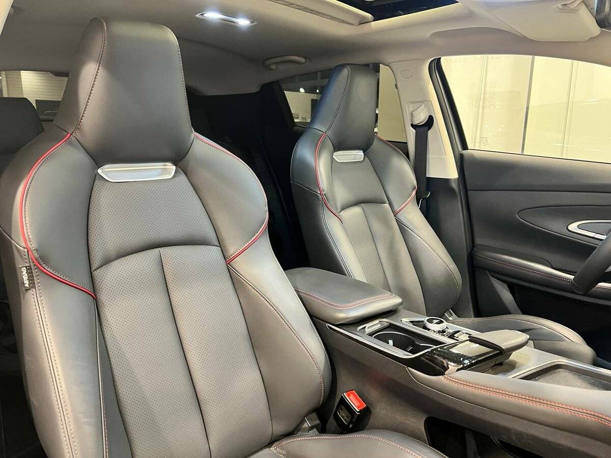 Changan UNI-T I, 2023 Фото №10