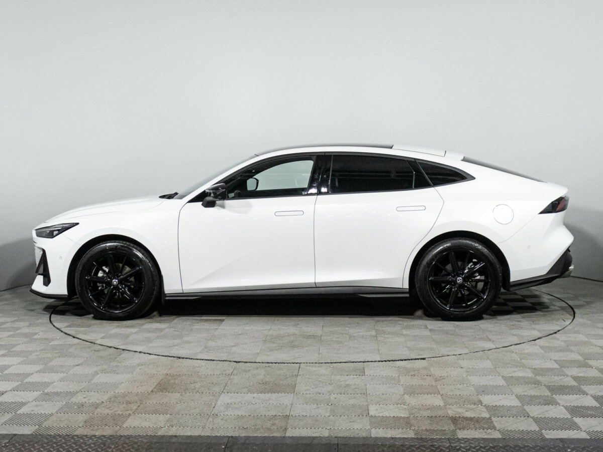 Changan UNI-V I, 2023 Фото №8