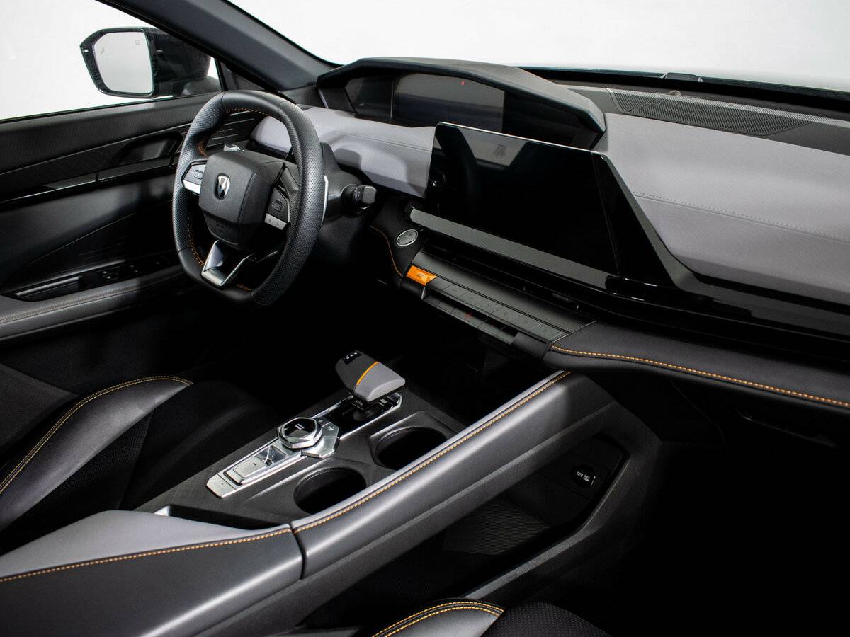 Changan UNI-V I, 2023 Фото №11