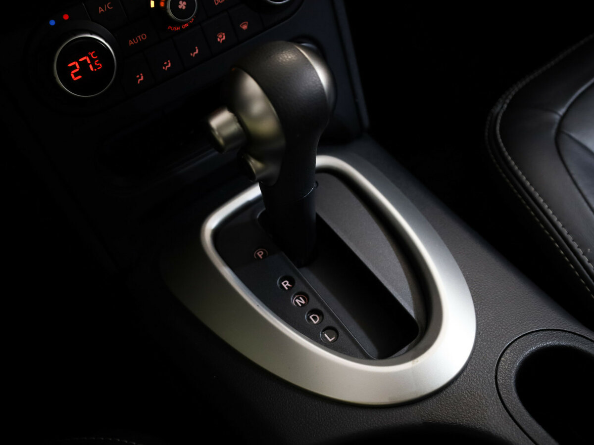 Nissan Qashqai I Рестайлинг, 2012 Фото №18