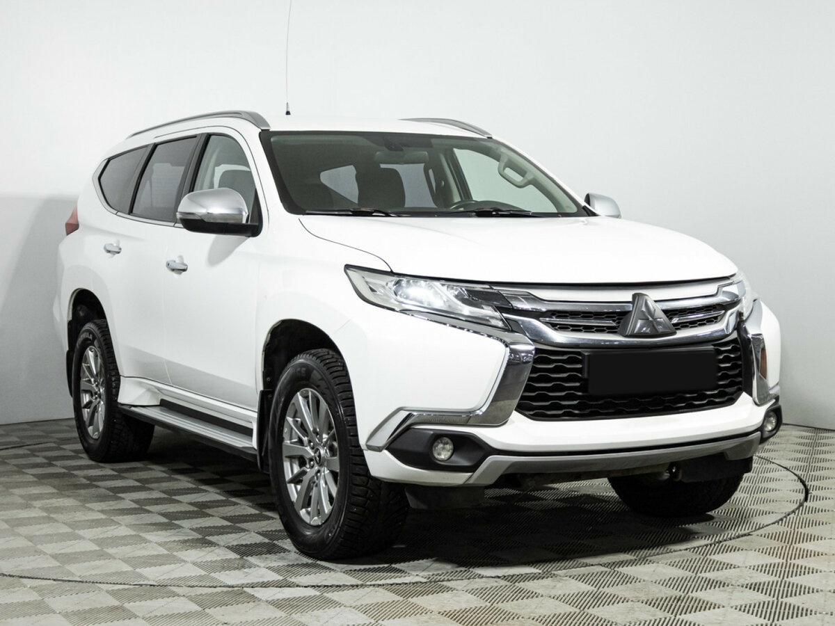 Mitsubishi Pajero Sport III, 2018 - 122 550 км. | Фото №3