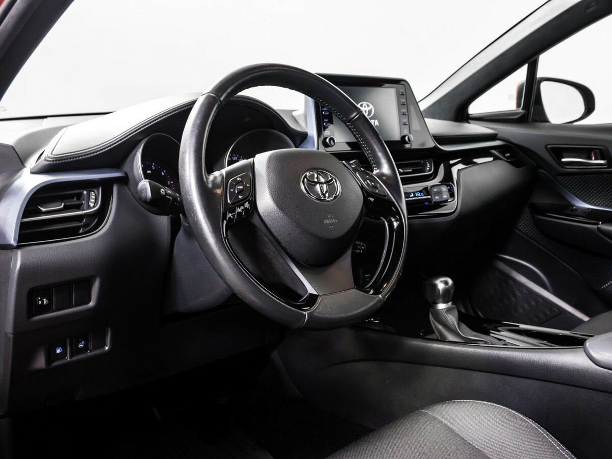Toyota C-HR I Рестайлинг, 2019 Фото №12