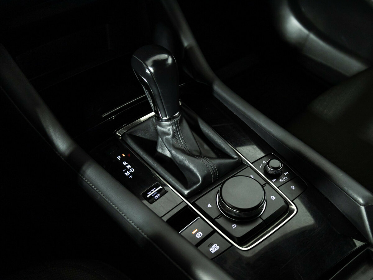 Mazda 3 IV (BP), 2019 Фото №17