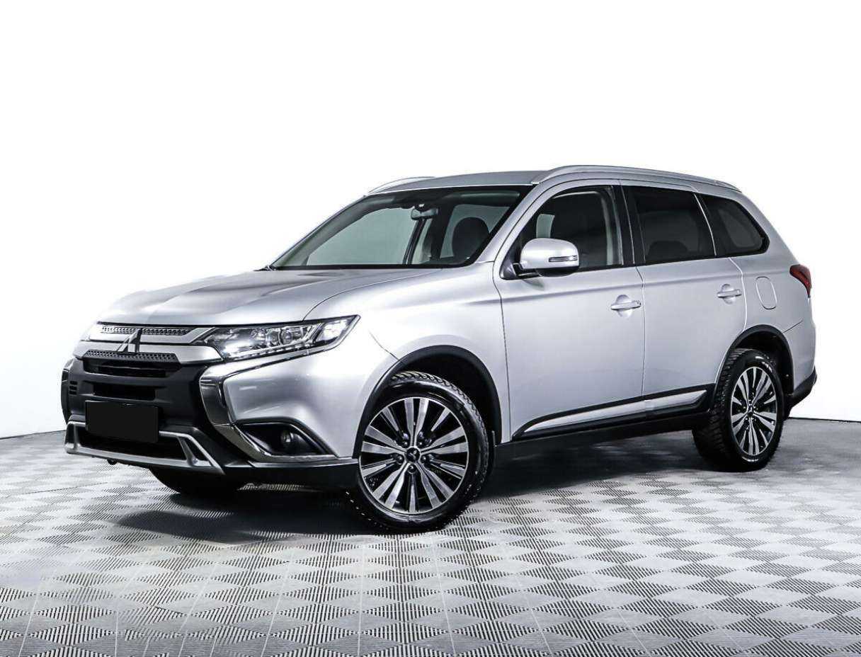 Mitsubishi Outlander, 2019 - 101 800 км. | Фото №1