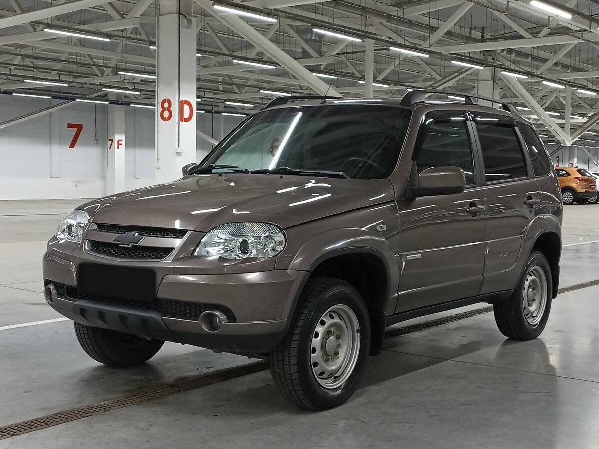 Chevrolet Niva, 2013 Фото №1